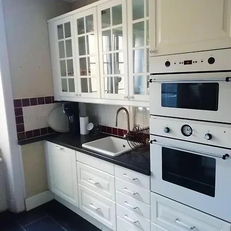 House With 3 Bedrooms In With Enclosed Garden Casa vacanze *
