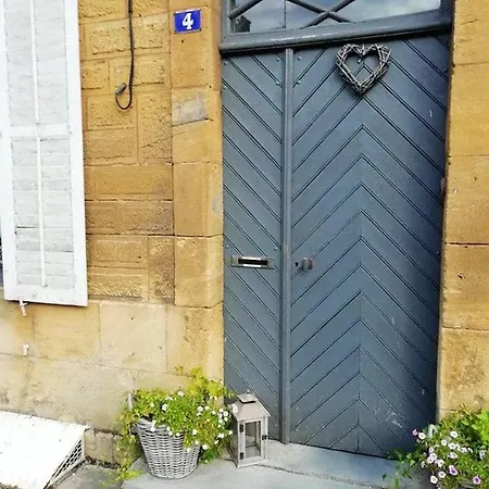 House With 3 Bedrooms In With Enclosed Garden *